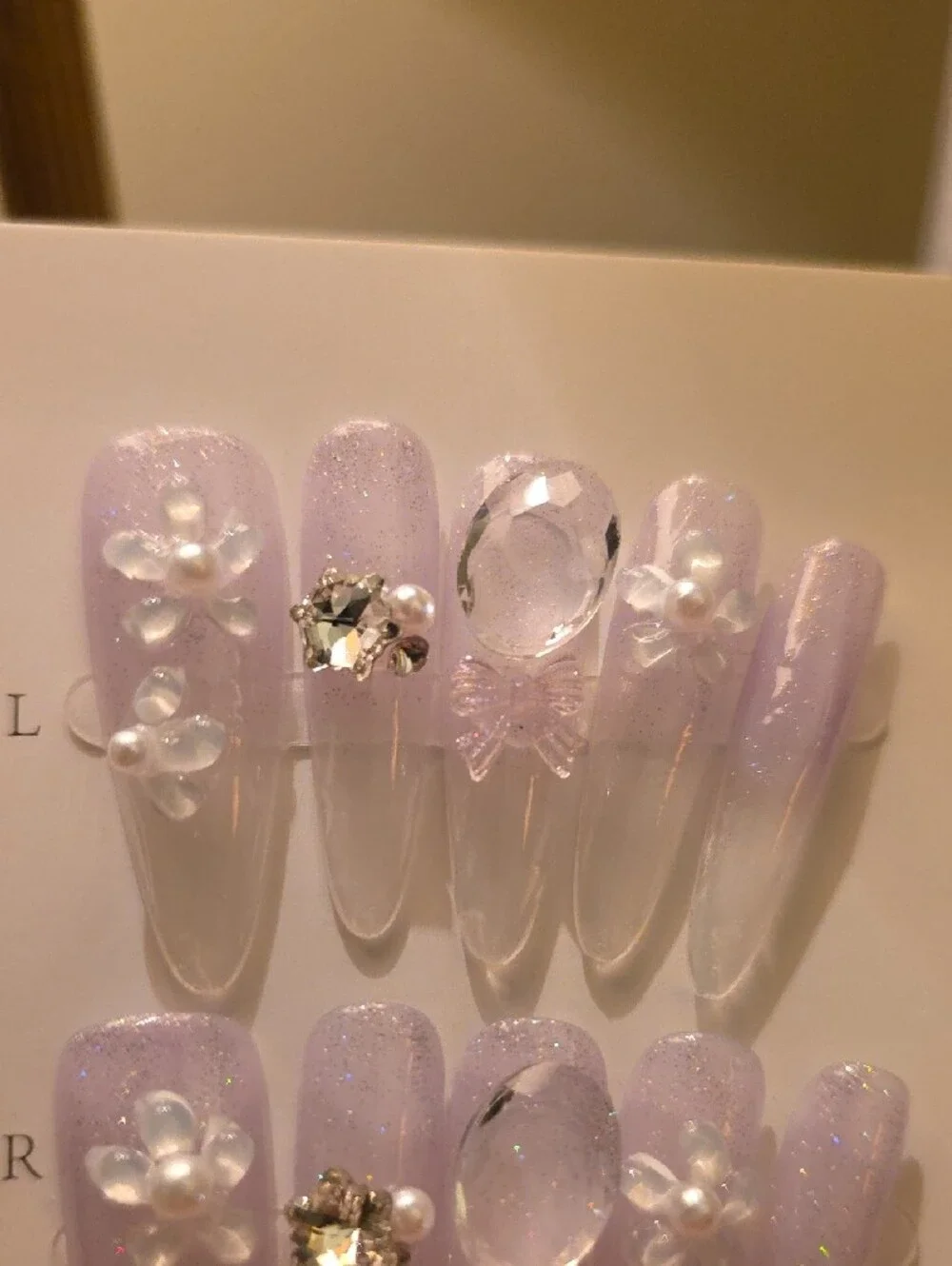 Delicate Lavender Pearl 3D Press-On Nails - Size Large